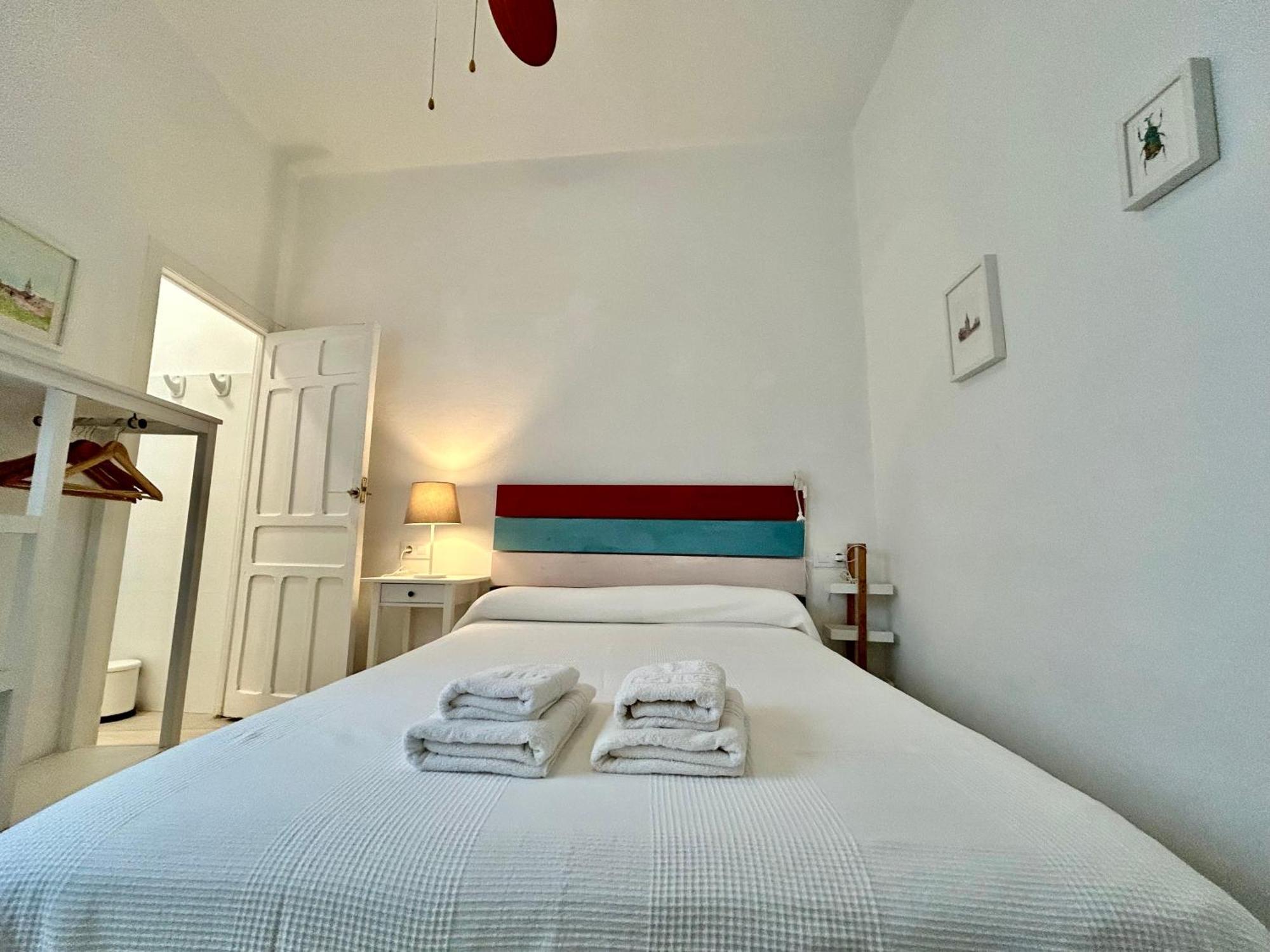 Acogedor Apt 8Pax 4Bdr 2Bth- Cozyhomesevilla2 Extérieur photo