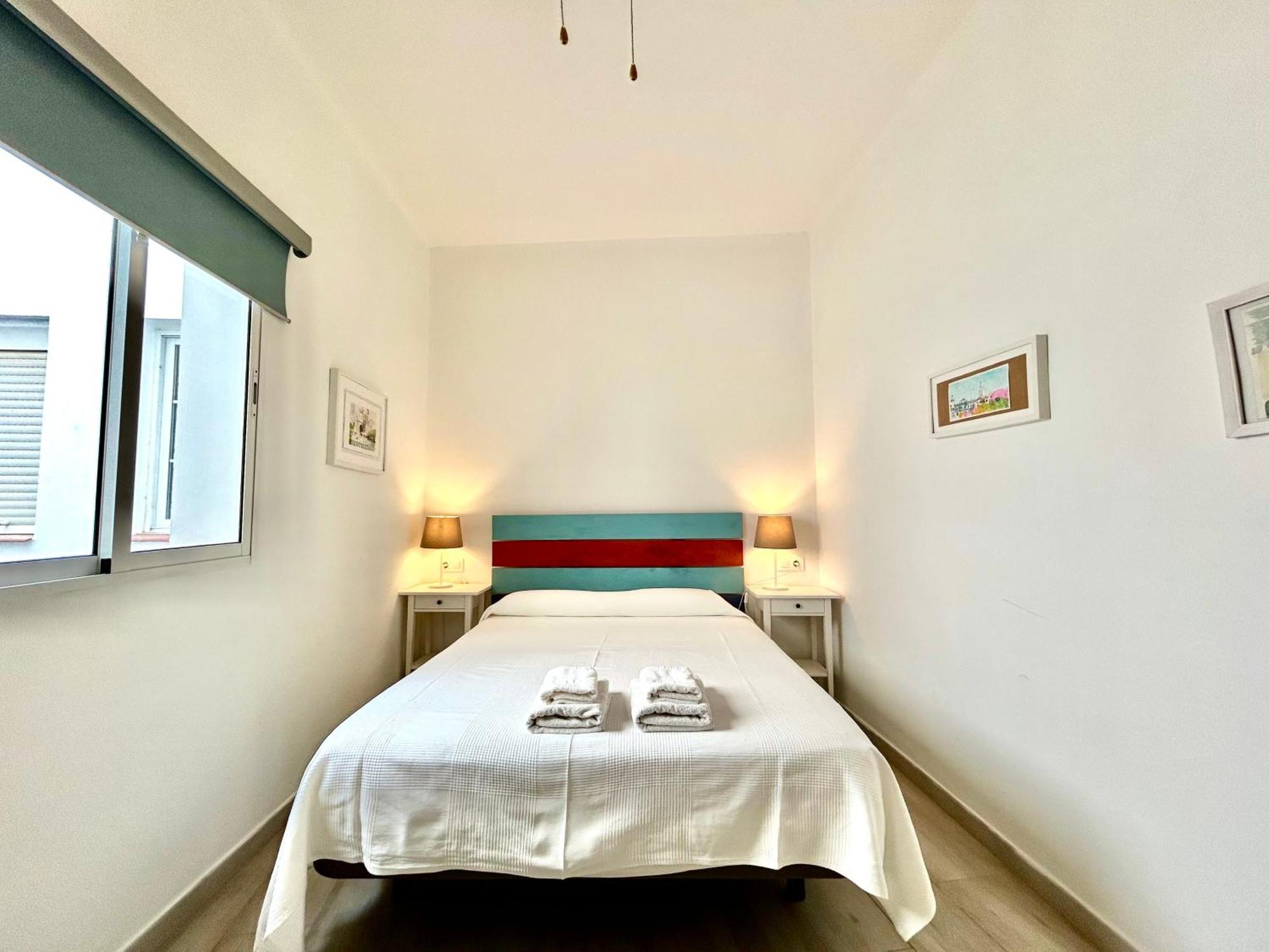 Acogedor Apt 8Pax 4Bdr 2Bth- Cozyhomesevilla2 Extérieur photo