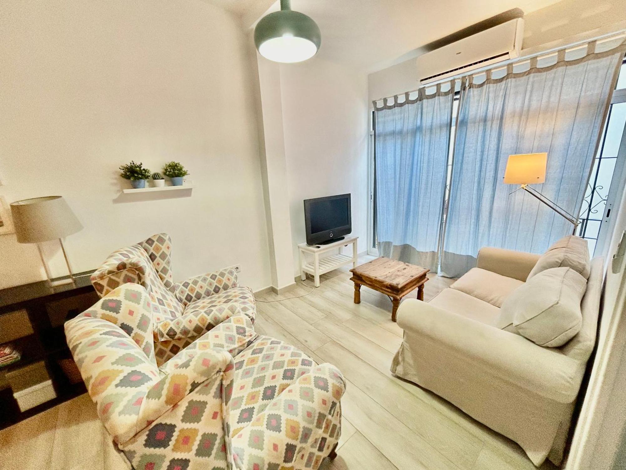 Acogedor Apt 8Pax 4Bdr 2Bth- Cozyhomesevilla2 Extérieur photo